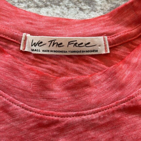 Free people with the free space die size small Women's Pink T-Shirt - Picture 5 of 7